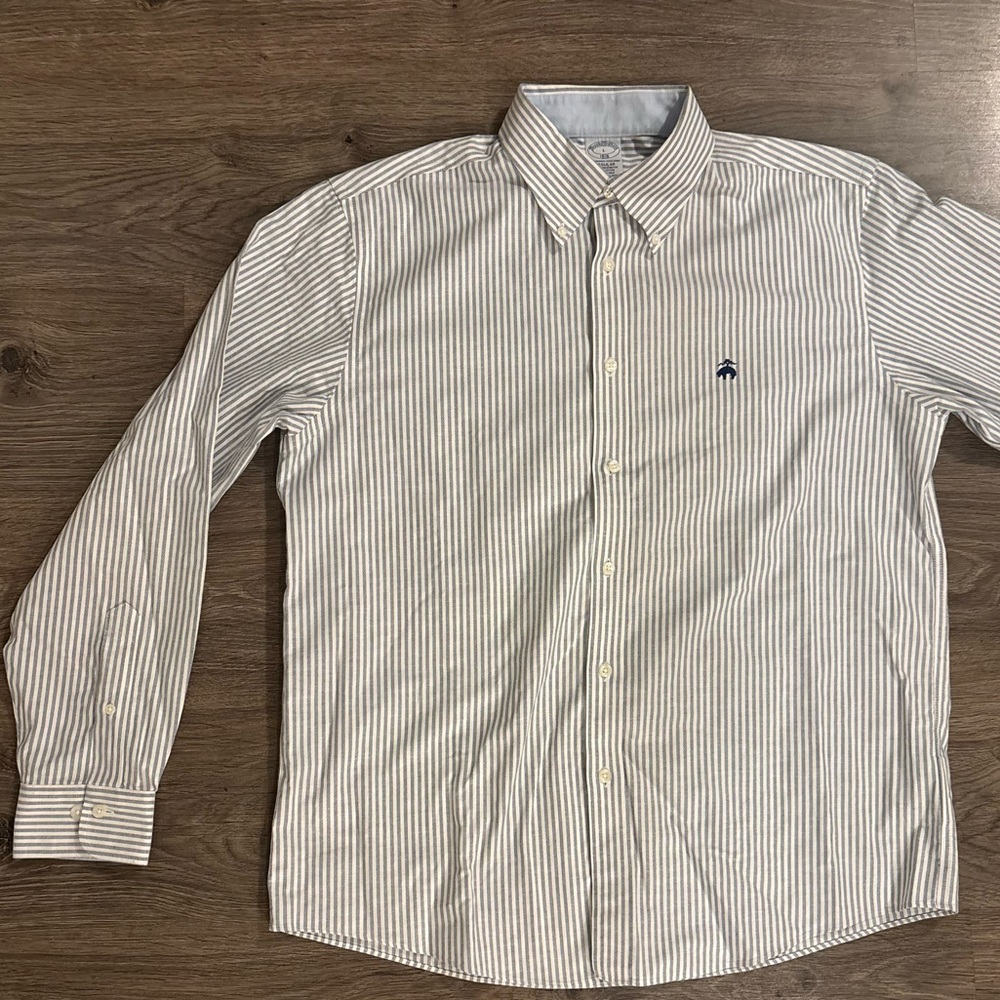 Brooks Brothers Original Polo Shirt - White and Blue Striped Men's Large